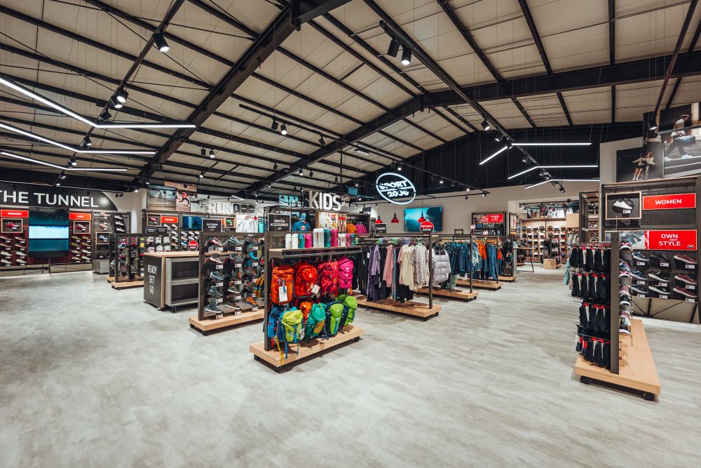 Sport Schulze startet als Sport 2000 MCR Concept Store