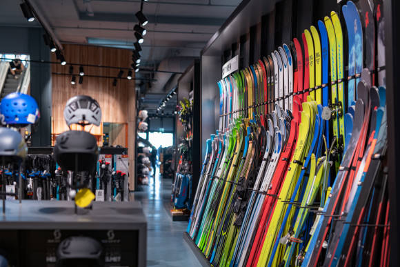 Wintersportabteilung bei Gigasport