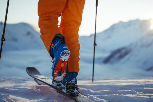 Skitourengeher in den Alpen 