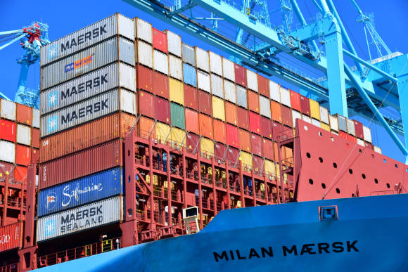 Container im Seehafen 