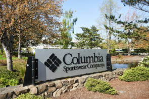 Logo am Firmensitz von Columbia Sportswear 
