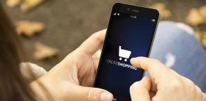 Online-Shopping mit Smartphone 