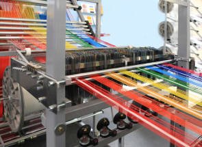 Herstellung von Garnen in Textilfabrik 