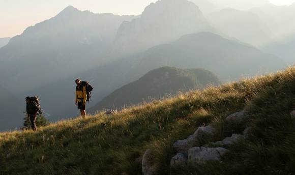 2 Wanderer in der Natur  