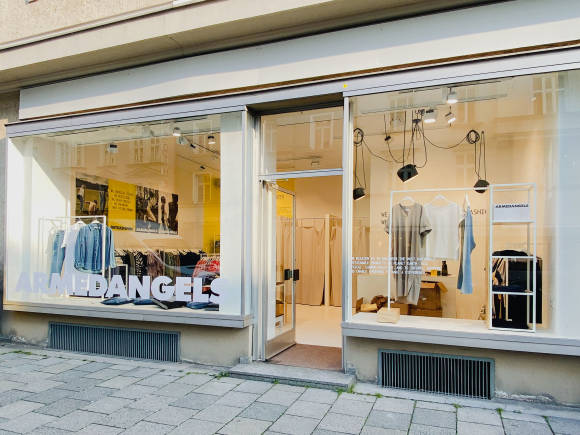 Armedangels Zieht Mit Pop up Store Nach M nchen Sazsport de