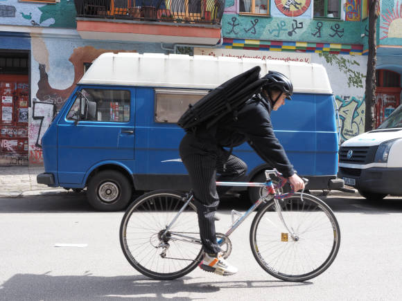 Mann auf Fahrrad  