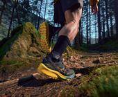 Trailrunner im Wald