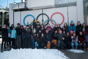 Schulklasse von Olympia-Ringen in Garmisch-Partenkirchen 