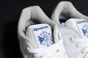 Reebok-Schuhe mit Logo 