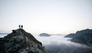 Wanderer in den Bergen  