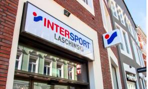 Intersport Geschäft Außenansicht 