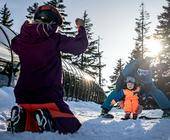 Familie im Schnee