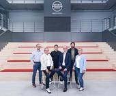 Margit Gosau, CEO der Sport 2000 Group International und der Sport 2000 GmbH mit dem neuen Aufsichtsrat der Sport 2000 Group International (v. l. n. r.): Nikolay Tzonov, Marius Rovers, Dominik Solleder, Holger Schwarting, Gian-Albert Munch, Margit Gosau.
