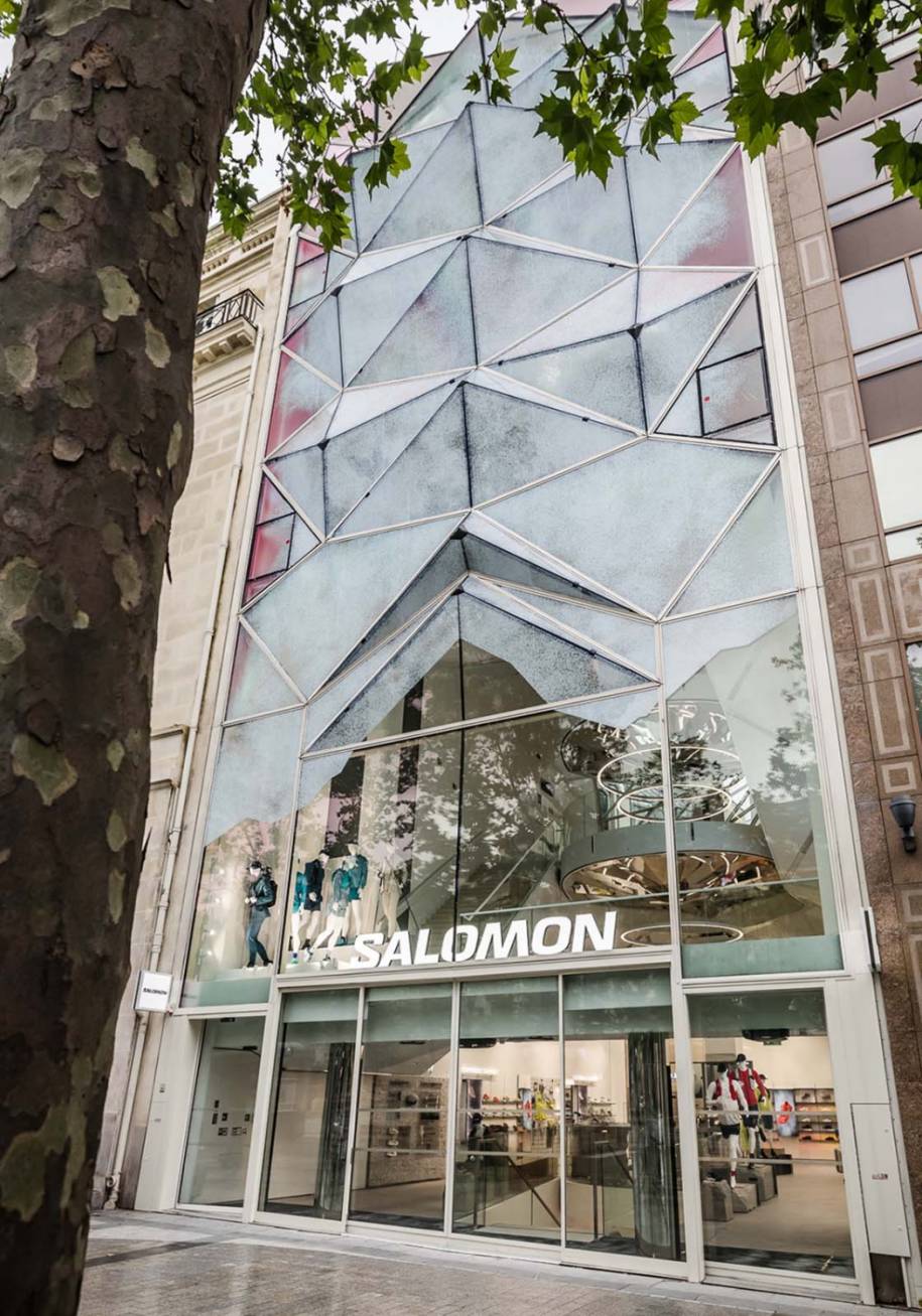Salomon Neuer Flagship Store auf der Champs Elysees in Paris sazsport