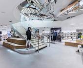 Salomon Flagship-Store auf der Champs-Élysées in Paris