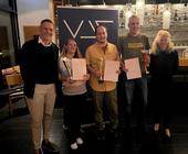 VDS SUPERCUP-Sieger Robert Pietsch (M.) mit der Zweitplatzierten Michaela Schaffer (2. v. l.), dem Dritten Michael Kenner (2. v. r.) sowie VDS-Präsident Stefan Herzog und VDS-Managerin Karin Höcker.