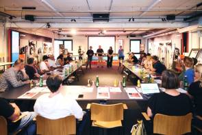 Rund 50 Wintersport-Spezialisten nahmen an dem Workshop teil.