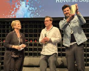 Sport-2000-CEO Margit Gosau hielt die Laudatio auf den Sonderpreis-Sieger Reverse Supply.