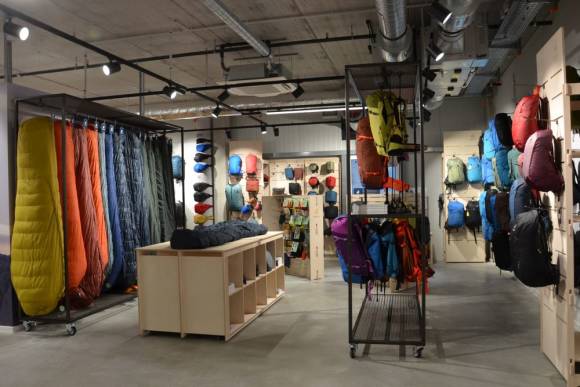 Deuter setzt mit neuen Showrooms auf Nachhaltigkeit und Kundennähe. 