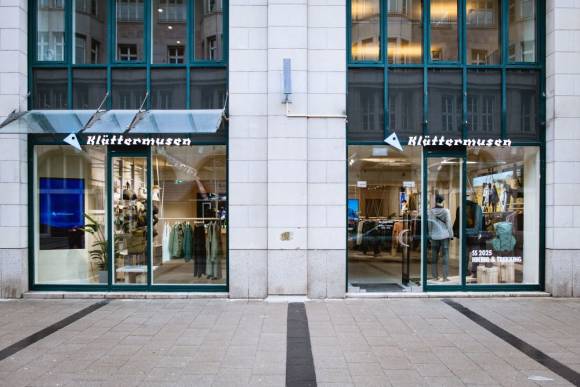 Der neue Klättermusen Brand Store in der Sendlinger Straße in München ist nicht nur ein normaler Store, sondern dient auch als Treffpunkt für Outdoor-Enthusiasten und Kreative. 