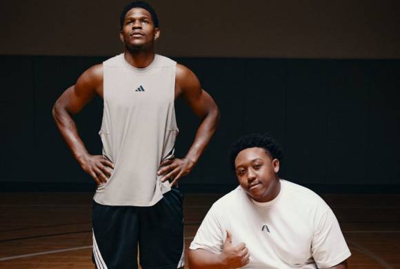 US-Basketball-Star Anthony Edwards (l.) und sein Freund Nick Maddox sind die Protagonisten der ersten Folge der Video-Doku „Illuminated“ von Adidas. 