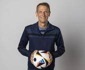 Jan Runau – das Gesicht hinter der Stimme von Adidas: 33 Jahre Kommunikation mit Leidenschaft, Loyalität und den drei Streifen im Herzen.