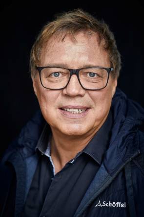 Reiner Gerstner ist seit über 20 Jahren in der Outdoor-Branche tätig. Als freier Berater bleibt er der Branche verbunden. 