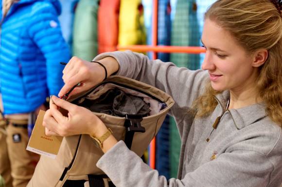 An den Preview Days können Händlerinnen und Händler in rund 70 Showrooms die neuesten Kollektionen in Augenschein nehmen. 
