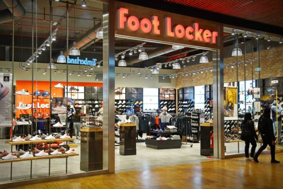 Das weltweite Filialnetz von Foot Locker umfasst rund 2.400 Standorte in 20 Ländern. 