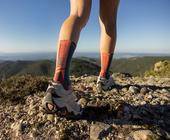 Die neue Sockenkollektion von Buff richtet sich unter anderem auch an Trailrunner und Wanderer.