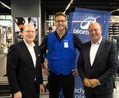 (v. l.) HDE-Haupgeschäftsührer, Decathlon-Deutschland-CEO Arnaud Sauret und HDE-Präsident Alexander von Preen.