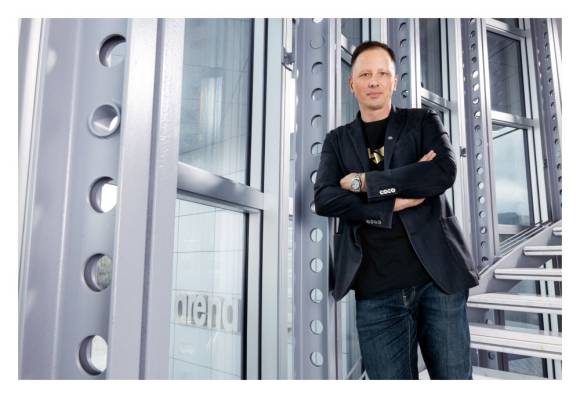 Peter Graschi ist der CEO von Arena.
