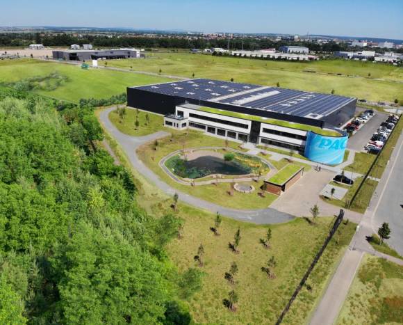 Die „Green Factory“ vo P.A.C. liegt am Rand eines Naturschutzgebietes in Schweinfurt.