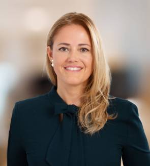 Milena Ioveva tritt beim Cellulosefaser-Spezialisten Lenzing eine neu geschaffene Position an. 