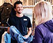 KonsumentInnen waren in Österreich neben dem E-Commerce auch vom stationären Handel der Intersport-Gruppe überzeugt.