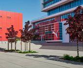 Puma verzeichnet zuletzt starke Umsatzeinbußen. Das Unternehmen sieht diese aber als kurzzeitige Folge von strukturellen Veränderungen, die die Marke zukunftsfest machen.