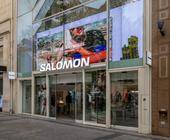 Der Umsatzanstieg von Amer Sports wird von der anhaltenden Nachfrage nach Salomon-Schuhen und starken Verkäufen im Bereich Wintersportausrüstung getragen.