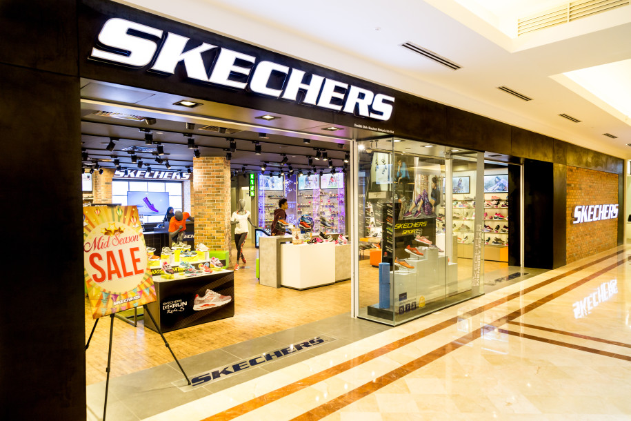 What stores sell skechers on sale