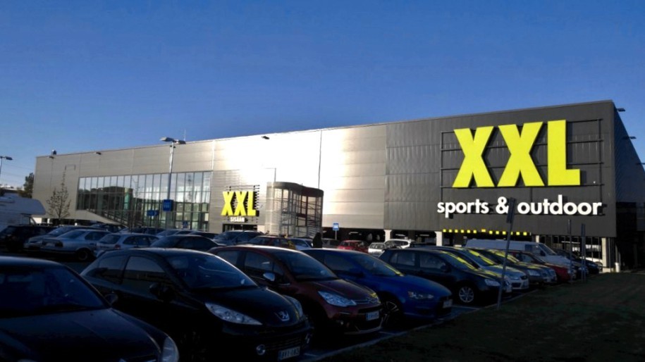 XXL sperrt dritten Store in Österreich auf sazsport.de