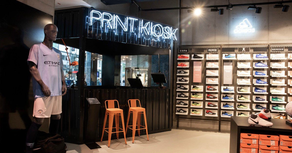 Sportscheck Feiert In Koln Wiedereroffnung Nach Umbau Sazsport De